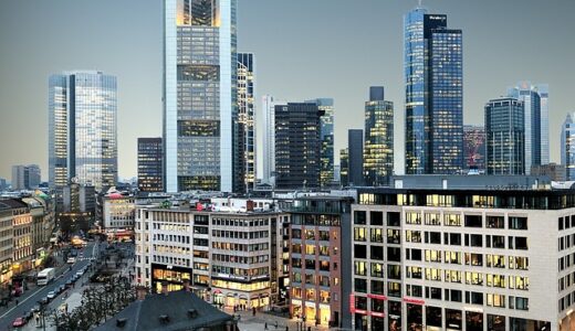 中間納付譲渡割額の計算方法を完全解説！8%・10%税率別の按分比率と端数処理のポイント