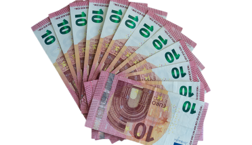 【完全解説】請求書ファクタリングで資金繰り改善！メリット・デメリットから会社選びまで