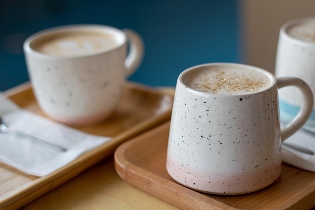 café